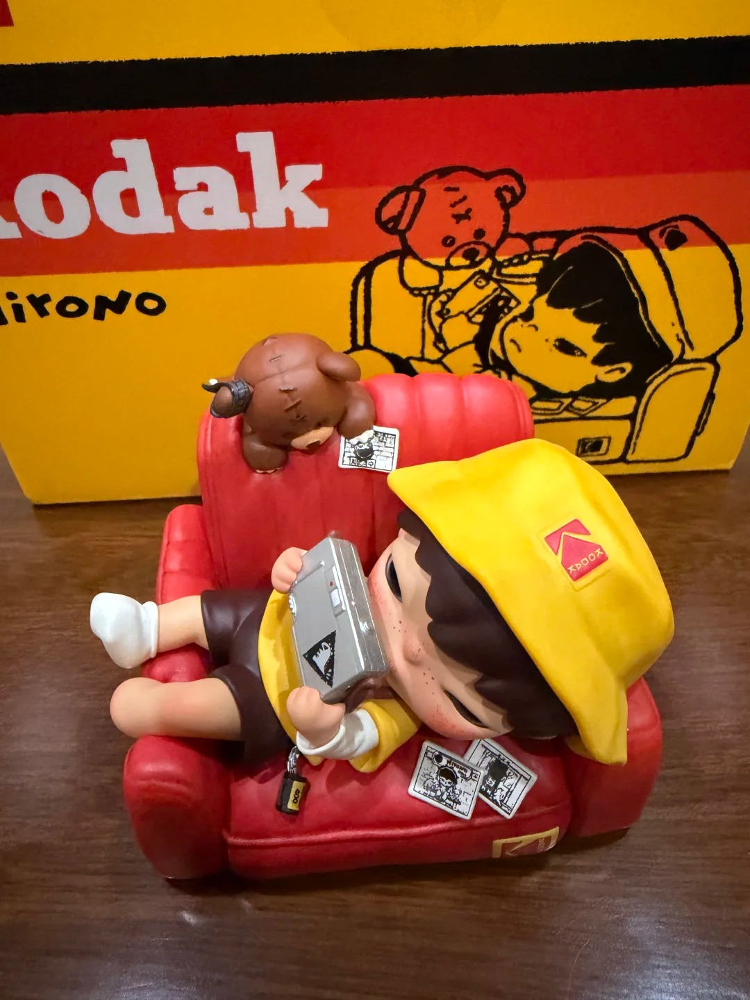 hirono_kodak_figure_17