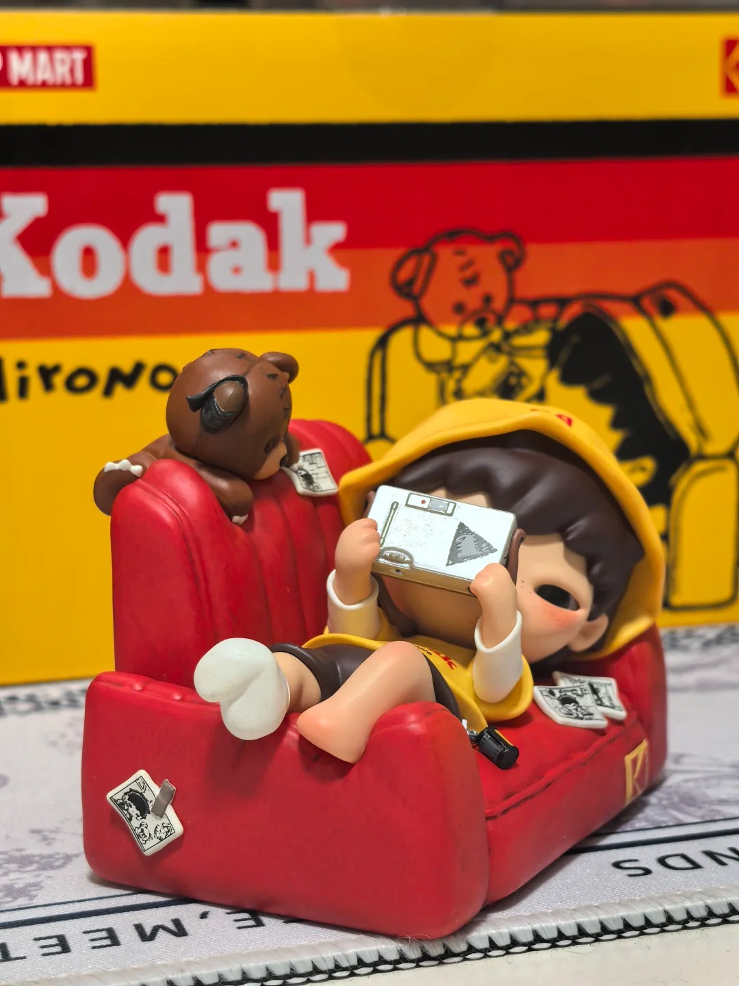 hirono_kodak_figure_18