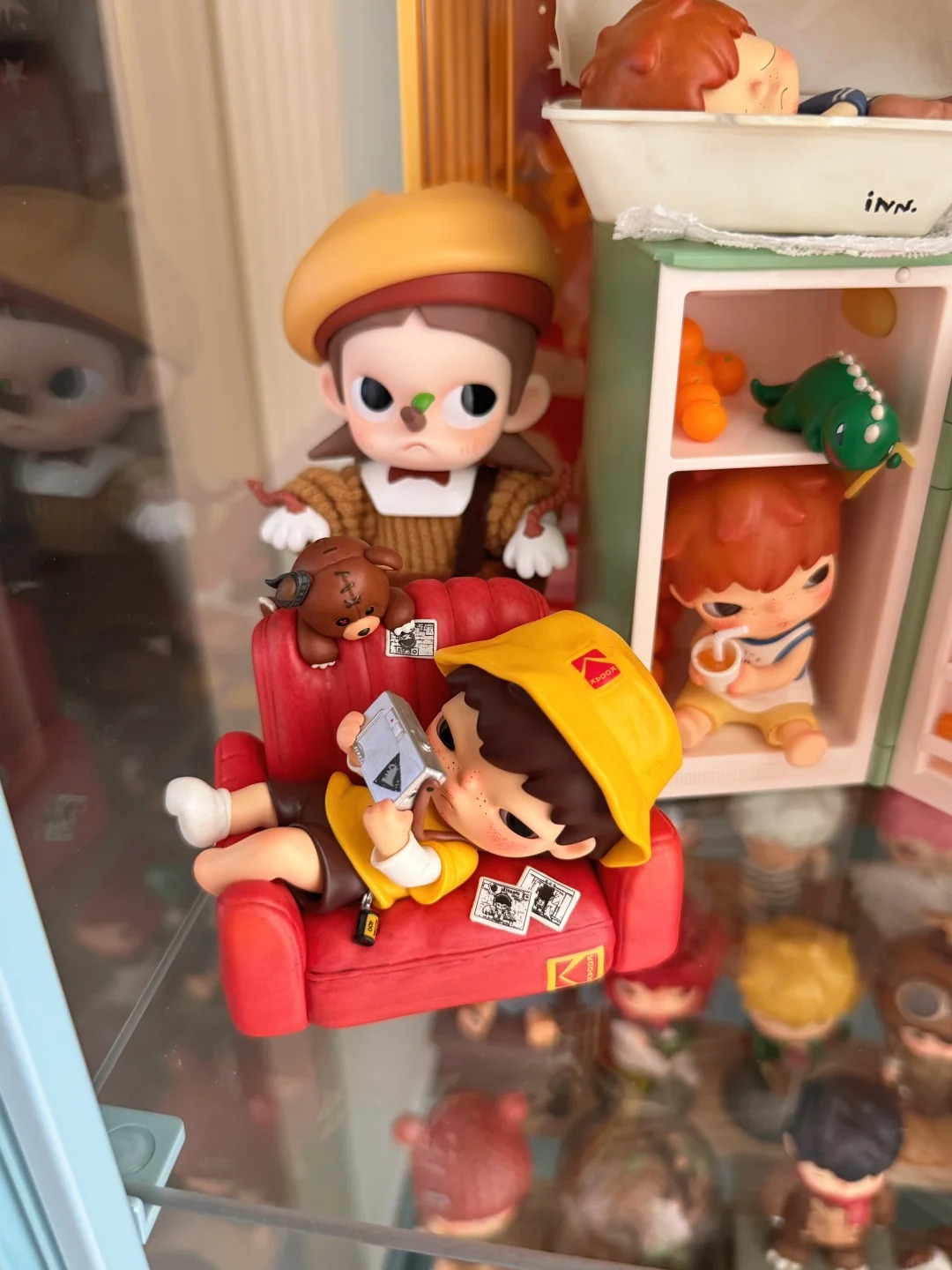 hirono_kodak_figure_8
